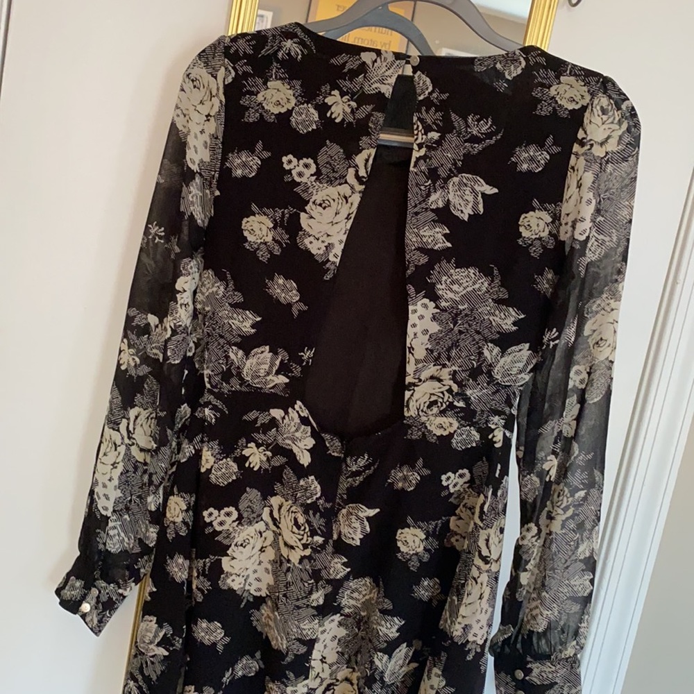 Dress - Picture 3 of 3